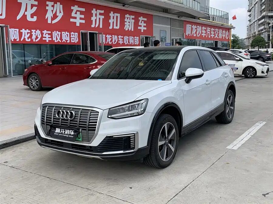 Audi Q2L e-tron, 2020 — фото продавца с che168