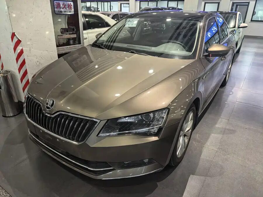 Skoda Superb, 2017 — фото продавца с che168