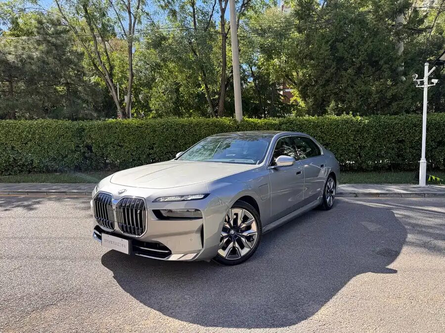 BMW i7, 2023 — фото продавца с che168