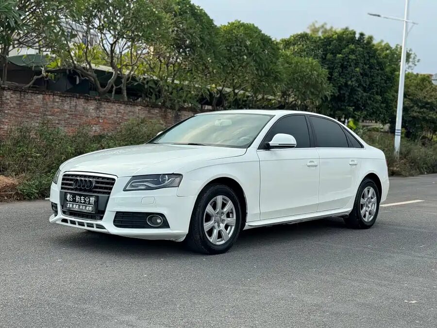 Audi A4L, 2012 — фото продавца с che168