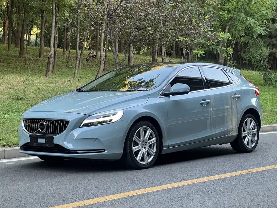 Volvo V40, 2017 — фото продавца с che168
