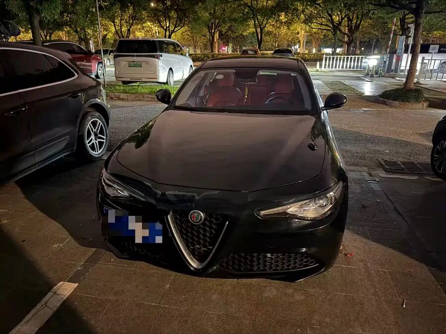 Alfa Romeo Giulia, 2019 — фото продавца с che168