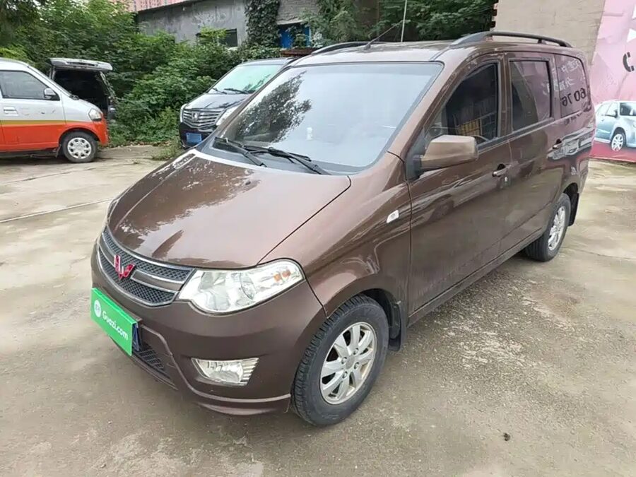 Wuling Hongguang, 2015 — фото продавца с che168